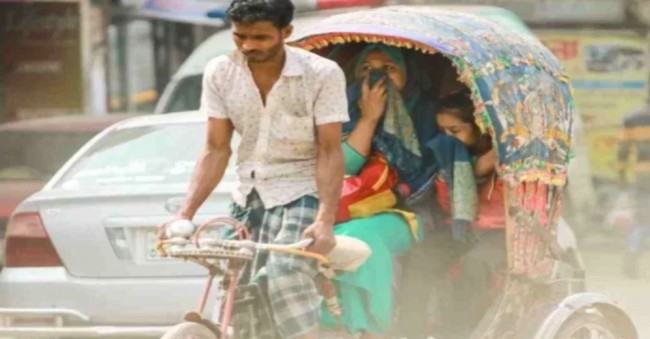 আজ সকালে ঢাকার বাতাস বিশ্ব তালিকায় পঞ্চম