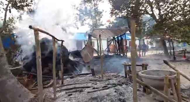 ফের অশান্ত সালথা; ঘোষণা দিয়েই হামলা-ভাংচুর-লুটপাট