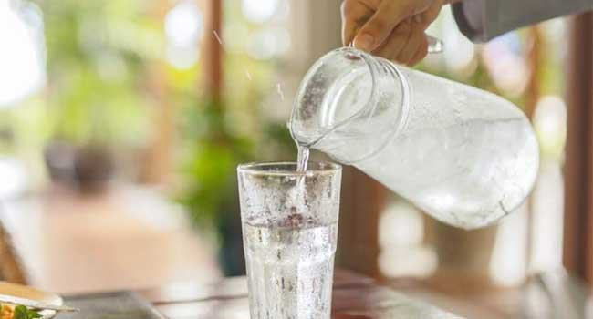 গরমে ঠান্ডা পানি খেয়েও সুস্থ থাকবেন যেভাবে