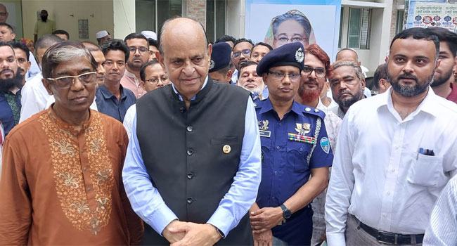 চিকিৎসকদের ওপর হামলা ও চিকিৎসায় অবহেলা কোনটাই মেনে নিব না : স্বাস্থ্য মন্ত্রী