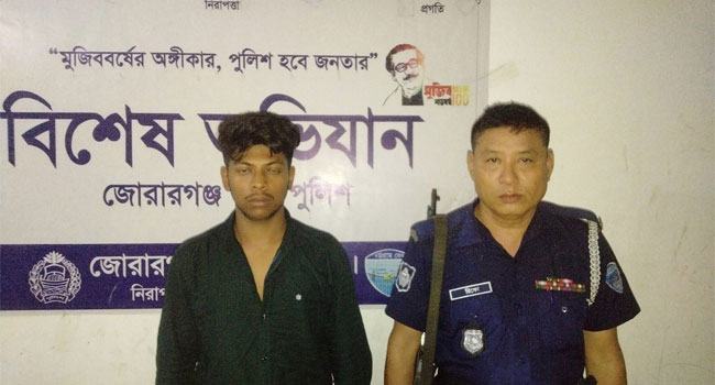 প্রেমের প্রস্তাবে রাজি না হওয়ায় স্কুলছাত্রীকে ধর্ষণ, গ্রেফতার ১