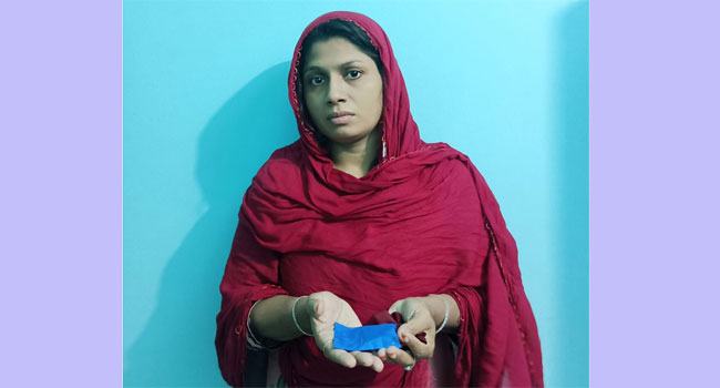 নোয়াখালীতে ইয়াবাসহ গৃহবধূ গ্রেফতার