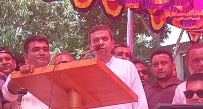 টাঙ্গাইলের আ.লীগের সাধারণ সম্পাদককে নাকে খত দিয়ে ক্ষমা চাইতে বললেন এমপি জয়