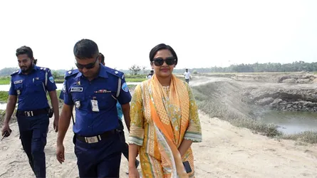 নয়া দিগন্তে সংবাদ প্রকাশে বন্ধ হলো সেই বিলের মাটি কাটা