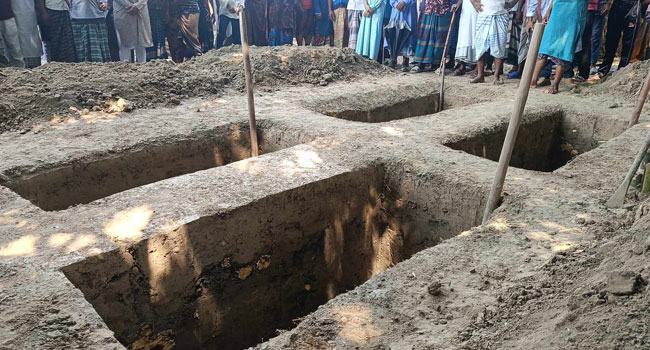গলাচিপায় একই পরিবারের ৪ জনের দাফন সম্পন্ন