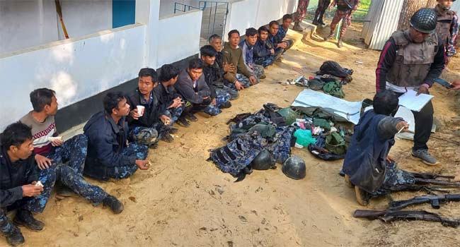 পালিয়ে বাংলাদেশে আশ্রয় নিলো মিয়ানমারের আরো ৮৮ বিজিপি সদস্য