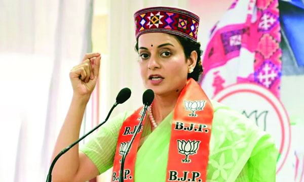 নিজেকে অমিতাভের সঙ্গে তুলনা করে কঙ্গনার