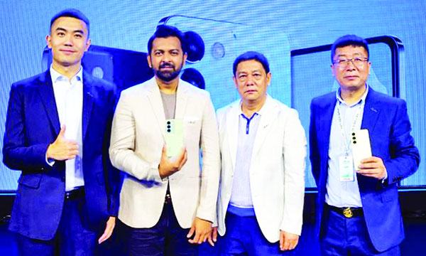 দেশের বাজারে আসছে ভিভো ভি৩০ লাইট