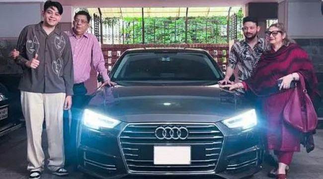 কনটেন্ট ক্রিয়েটরদের পেশা ও আয় নিয়ে এত আলোচনা কেন?