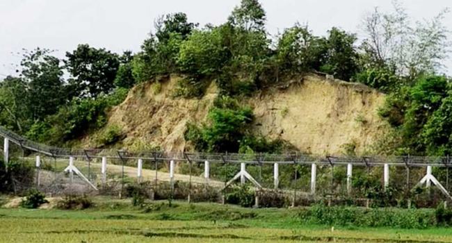 নাইক্ষ্যংছড়ি সীমান্তে আরকান আর্মির গুলিতে বাংলাদেশী নিহত