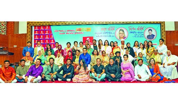 ‘মা পদক ২০২৪’ সম্মাননা পেলেন যারা