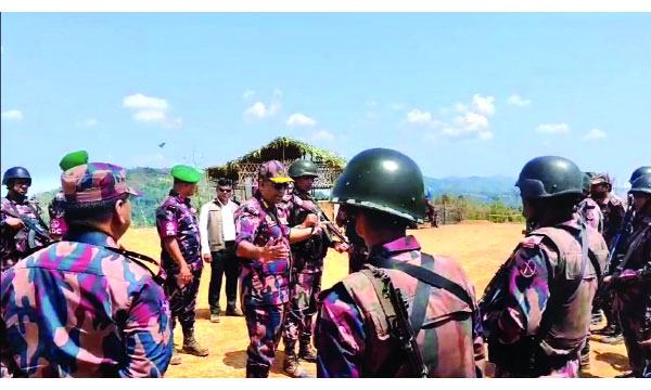 সন্ত্রাসীদের সীমান্ত অতিক্রম নিয়ে  সব বাহিনী সতর্ক : বিজিবি মহাপরিচালক