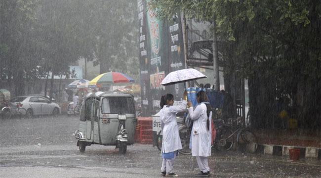 রাতে ঢাকাসহ ৮ জেলায় ঝড়ের পূর্বাভাস