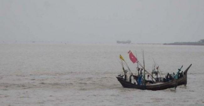 নৌবন্দরগুলোকে ২ নম্বর হুঁশিয়ারি সঙ্কেত