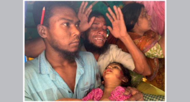 দেবিদ্বারে বিরিয়ানির প্যাকেট আনতে গিয়ে ট্রাক্টরচাপায় শিশু নিহত