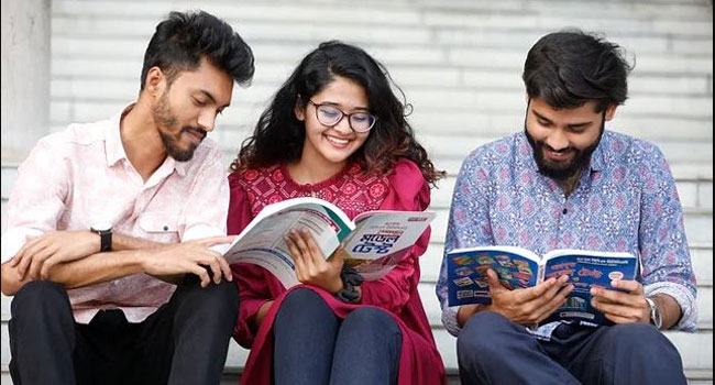 বন্ধুত্বের আড়ালে কিশোর কিশোরীর প্রেমের শিক্ষা