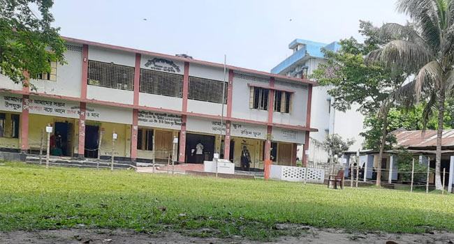 ৫ ঘণ্টায় ৫ ভোট!