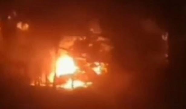 দুর্গাপুরে পরাজিত প্রার্থীর দোকানে আগুন দিলো বিজয়ী প্রার্থীর সমর্থকরা