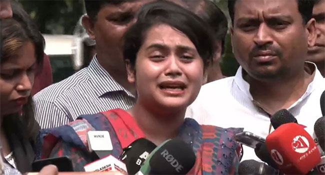 আমি বাবার হত্যাকারীদের ফাঁসি চাই