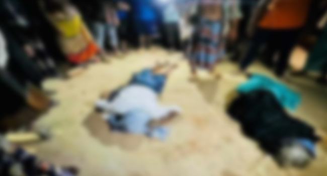 ভালুকায় বাসচাপায় দম্পতি নিহত