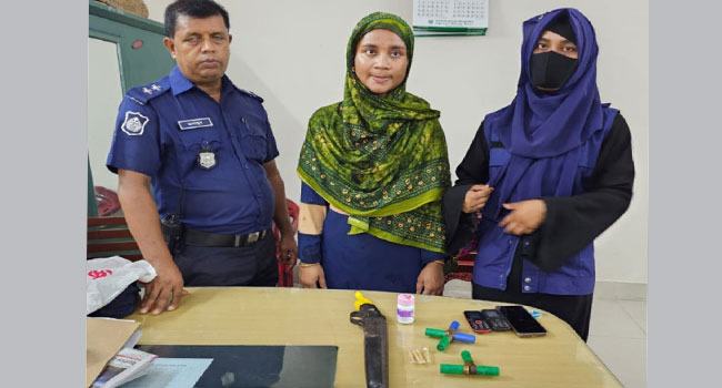 জাজিরায় শুটার গানসহ নারী মাদককারবারি গ্রেফতার