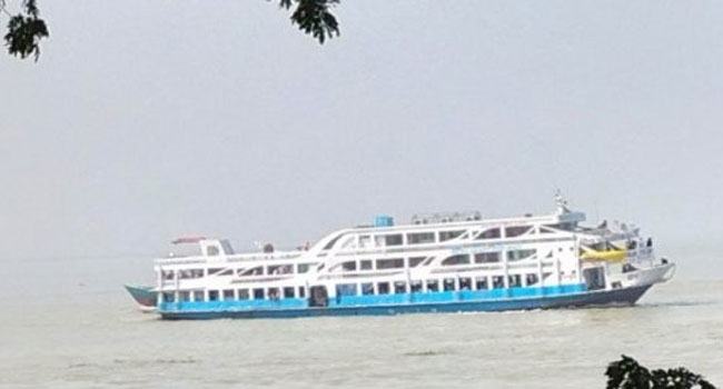 ঘূর্ণিঝড় রেমাল : উপকূলীয় এলাকায় লঞ্চ চলাচল বন্ধ ঘোষণা