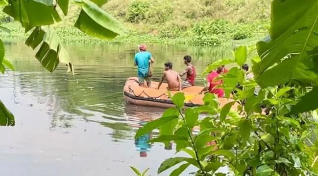 ‘এমপি আজীমের নগ্ন ছবি তুলে প্রথমে ব্ল্যাকমেইল করতে চেয়েছিল হত্যাকারীরা’