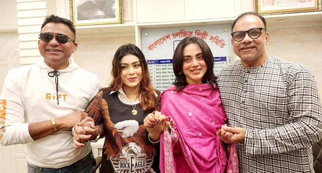 ২ নায়িকার দ্বন্দ্বের অবসান