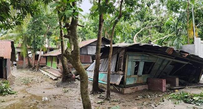 পিরোজপুরে রেমালের তাণ্ডবে মৃত্যু ৫
