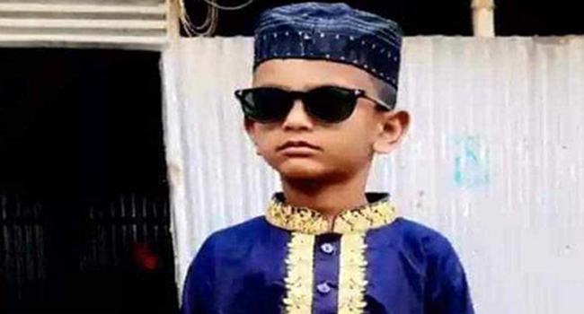 টাকার লোভে শিশুকে ব্রহ্মপুত্রে নিক্ষেপ : অর্ধগলিত লাশ উদ্ধার