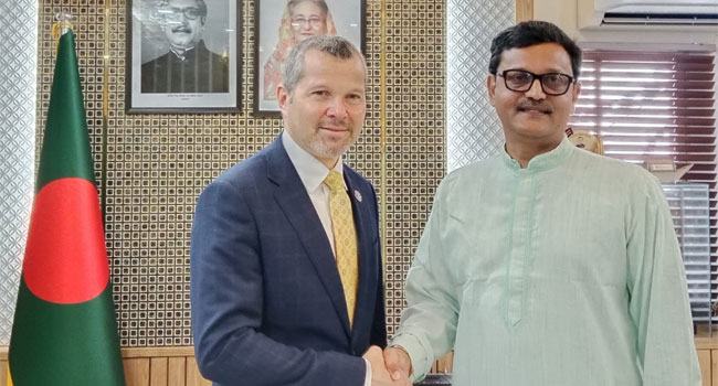 নাবিকদের‘অন অ্যারাইভাল ভিসা' জটিলতা সমাধানে কাজ করছে আইএমও : মহাসচিব