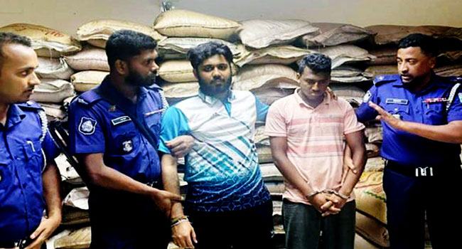 শায়েস্তাগঞ্জে শতাধিক বস্তা চিনিসহ ২ চোরাকারবারি আটক