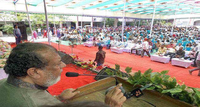 গরু বিক্রির টাকার অংশ হাইস্কুলের অডিটোরিয়াম তৈরির জন্য দেব : সেলিম ওসমান