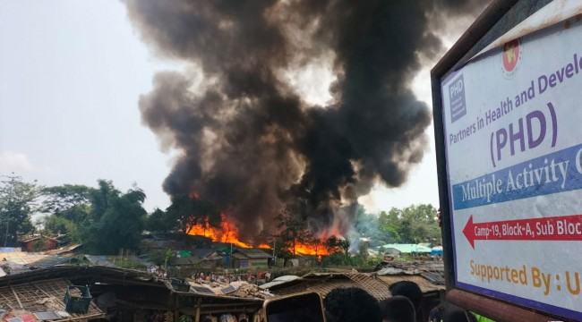 রোহিঙ্গা ক্যাম্পের আগুন নিয়ন্ত্রণে, পুড়েছে ২ শতাধিক ঘর
