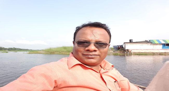 কলেজছাত্রীকে ধর্ষণের অভিযোগে ভুয়া ডাক্তার গ্রেফতার