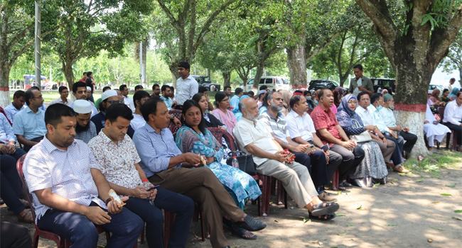 দাবি আদায়ে অনড় বাকৃবি শিক্ষক সমিতি