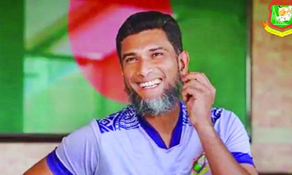 সর্বাবস্থায় মাহমুদুল্লাহর আলহামদুলিল্লাহ