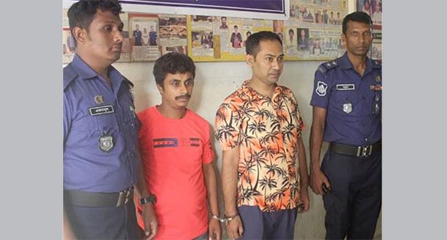 দিনাজপুরে ২ জন টিকিট কালোবাজারি গ্রেফতার