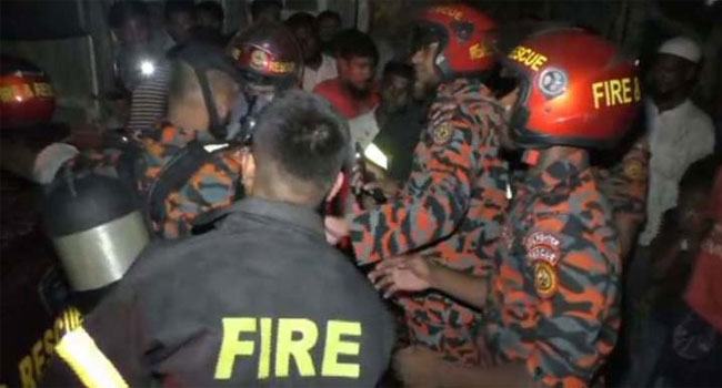 দৌলতখানে বরফ কলের গ্যাসের রিসিভার বিস্ফোরণে নিহত ১, আহত ৮