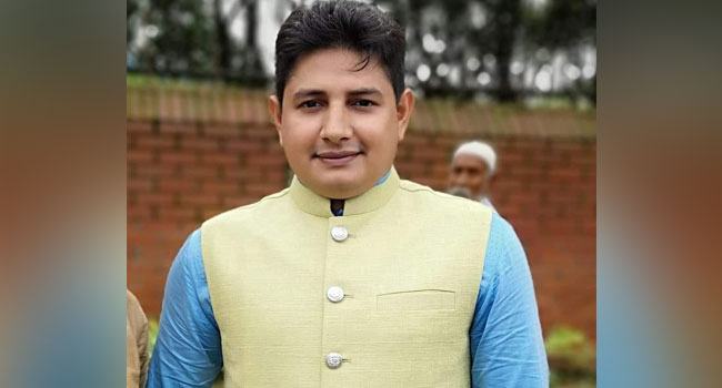মঠবাড়িয়ায় নির্বাচিত বায়জিদ আহমেদ খান