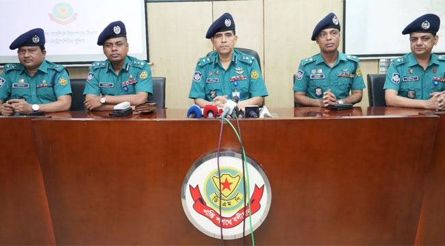 ঈদযাত্রায় অতিরিক্ত ভাড়া আদায়ের বিরুদ্ধে ব্যবস্থা নেয়া হবে : ডিএমপি