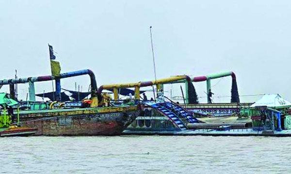 মুন্সীগঞ্জে বর্ষায় ভাঙন আতঙ্কে কয়েক শ’ পরিবার
