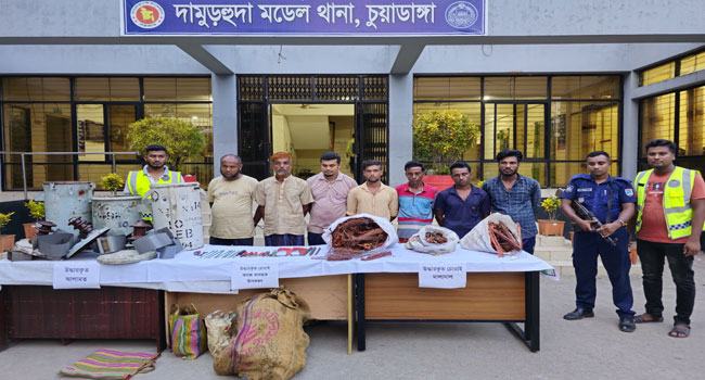 চুয়াডাঙ্গায় ট্রান্সফরমার চোর চক্রের ৭ জন গ্রেফতার