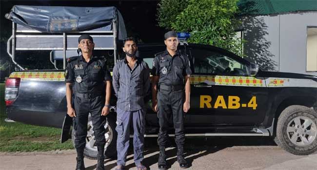 আশুলিয়ার পোশাকশ্রমিক সাবিনা হত্যার দায়ে যুবক গ্রেফতার