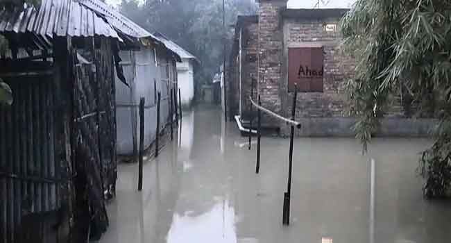 বন্যায় কুলাউড়ায় ৫০ হাজার মানুষ পানিবন্দী