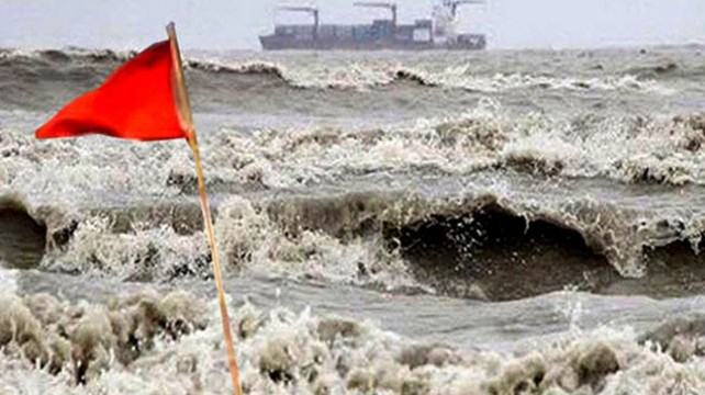 সমুদ্রবন্দরে ৩ নম্বর সতর্ক সঙ্কেত