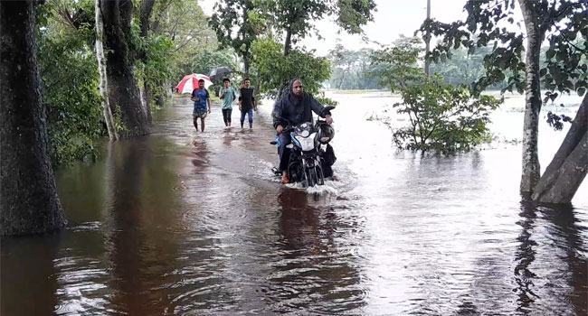 বিয়ানীবাজারে বন্যার পানিতে ৯০ গ্রাম প্লাবিত