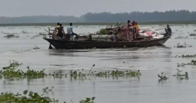কুড়িগ্রামে বাড়ছে পানি, তিস্তা-ধরলার পানি বিপৎসীমার ওপর দিয়ে বইছে