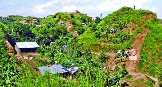 চট্টগ্রামে ঝুঁকিপূর্ণ পাহাড় ছাড়তে বিদ্যুৎ-পানি-গ্যাস সংযোগ বিচ্ছিন্নের সিদ্ধান্ত