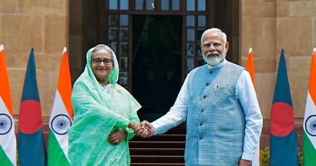 হায়দরাবাদ হাউজে হাসিনা-মোদির বৈঠক শুরু